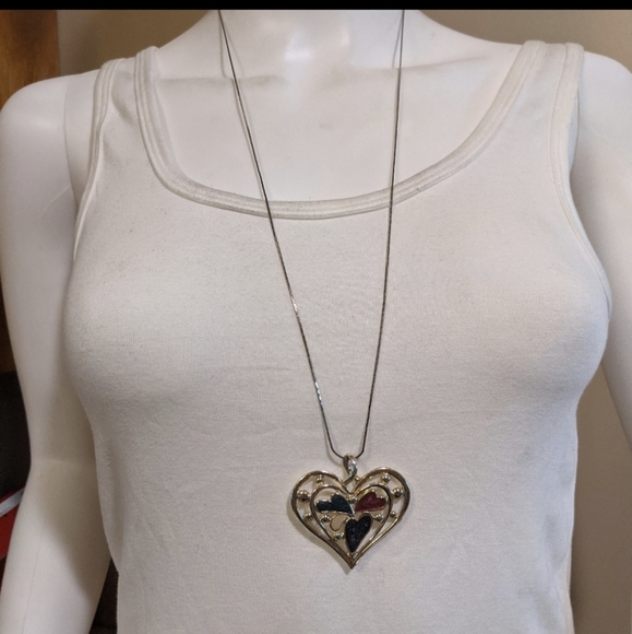 Heart with colored hearts inside pendant necklace - Picture 4 of 4